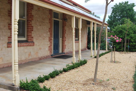 Jacaranda Cottage - Accommodation Perth 12