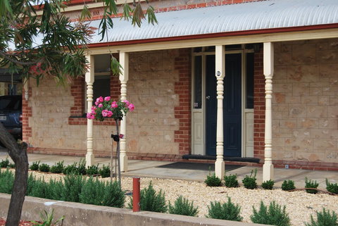 Jacaranda Cottage - Accommodation Perth 13