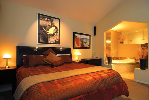 Riverview Rise Retreats - Perth Resorts 2