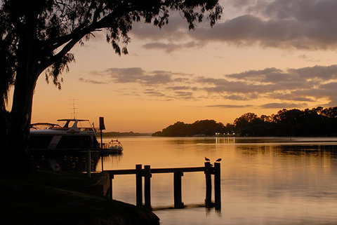 Riverview Rise Retreats - Perth Resorts 11