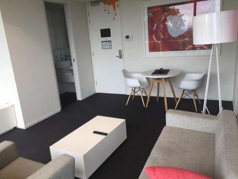 Tasha\'s Apartments On Warwick - Accommodation Perth 3
