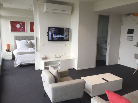 Tasha\'s Apartments On Warwick - Accommodation Perth 5