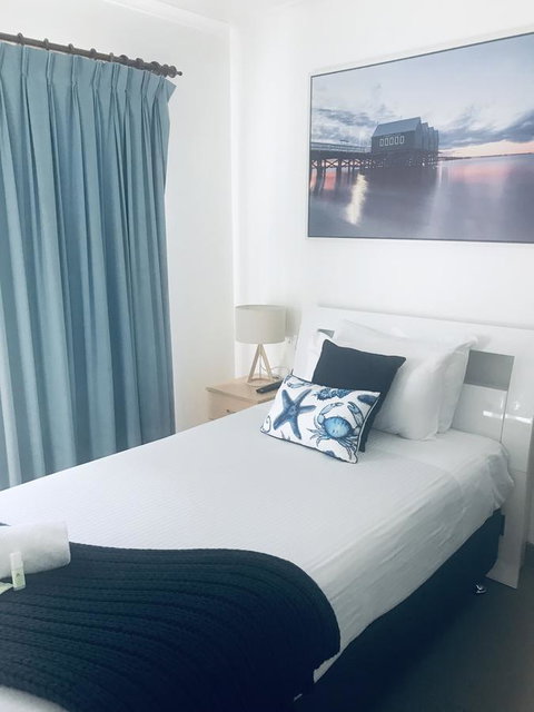 OCEAN BREEZE MOTEL - Accommodation Perth 9