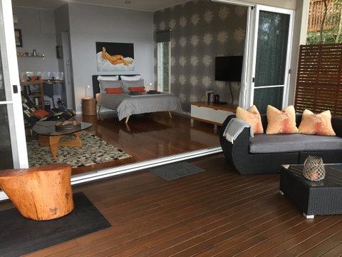 Smiths Lake House - Accommodation Perth 1