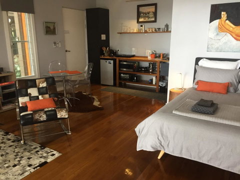 Smiths Lake House - Accommodation Perth 6