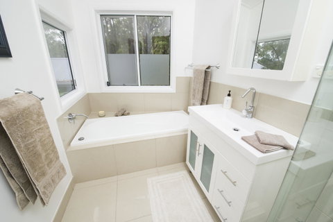 Smiths Lake House - Accommodation Perth 20