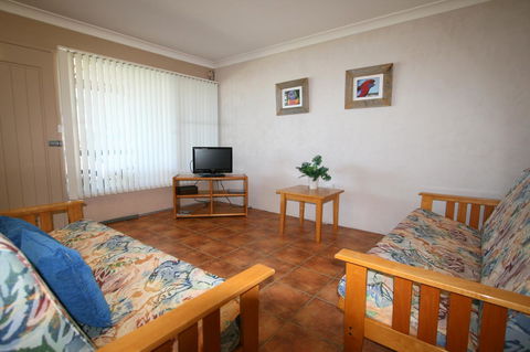 Lake Edge Apartments - Perth Resorts 15