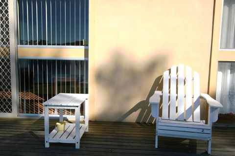 Lake Edge Apartments - Perth Resorts 8