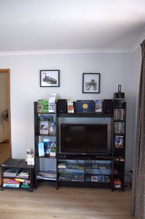 Lazy Days Cottage - Victor Harbor - Accommodation Perth 9