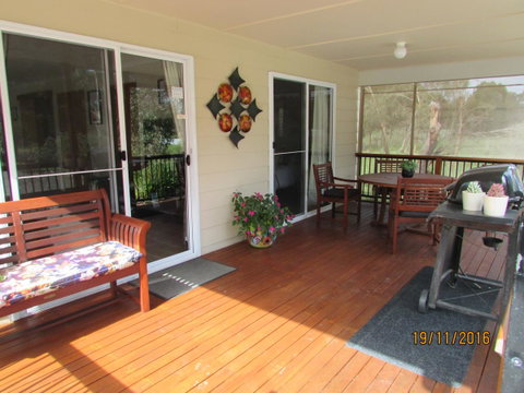 Lazy Days Cottage - Victor Harbor - Accommodation Perth 13