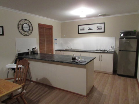 Lazy Days Cottage - Victor Harbor - Accommodation Perth 14
