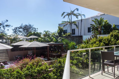 Bayview Beachfront Apartments, In Town Right On The Beach - Accommodation Perth 44