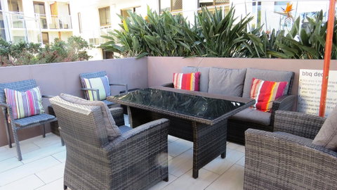 Bayview Beachfront Apartments, In Town Right On The Beach - Accommodation Perth 24