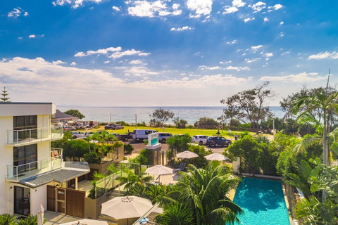 Bayview Beachfront Apartments, In Town Right On The Beach - Accommodation Perth 27