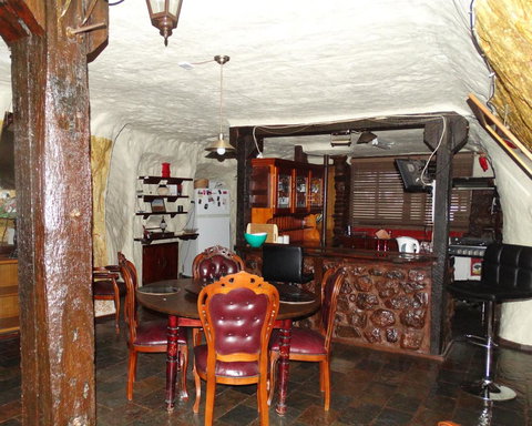 Di's Place - Perth Resorts 3