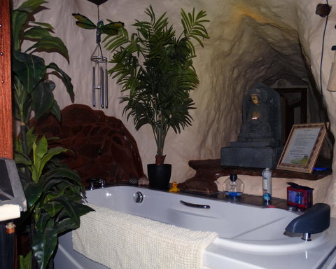 Di's Place - Perth Resorts 5