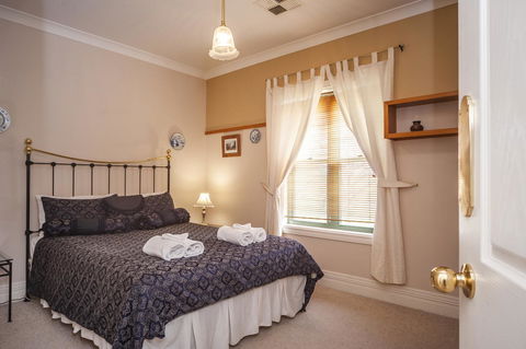 Angaston Saleyards Luxury Accommodation - Perth Resorts 2