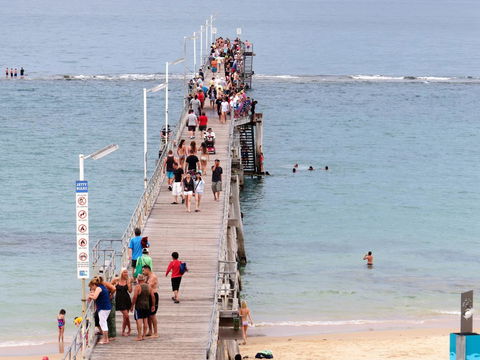 McCloud House - Perth Resorts 7