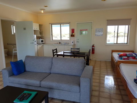 Marion Bay Holiday Villas - Perth Resorts 12
