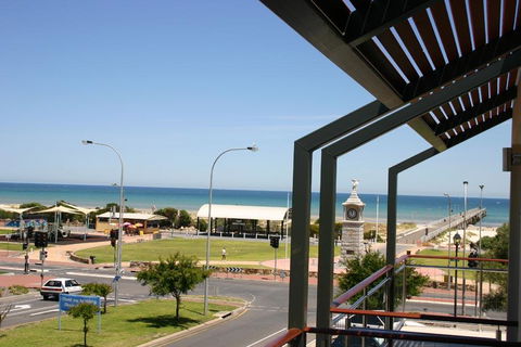 Semaphore Blue Apartments - Accommodation Perth 12