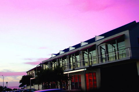 Semaphore Blue Apartments - Accommodation Perth 10