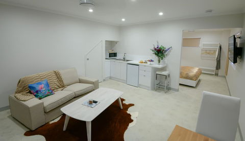 Great Northern Lodge - Accommodation Perth 5