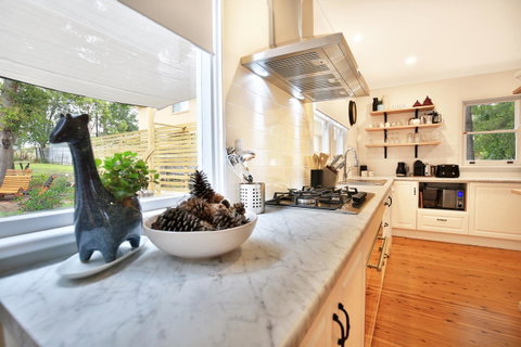 Hudson Bay @ Basin View-Pet Friendly-15 Mins To Hyams Beach - Accommodation Perth 6