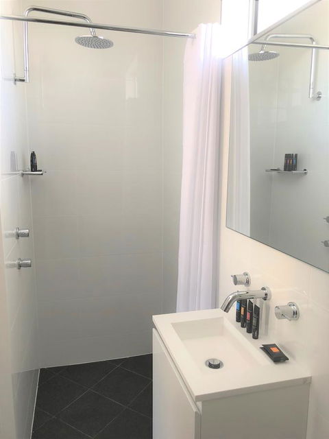The Avenue Inn - Accommodation Perth 10