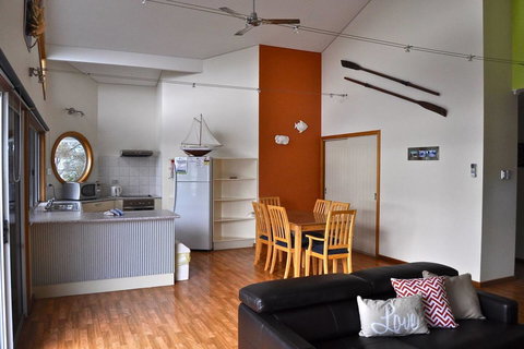 Rest A Shore Coffin Bay - Perth Resorts 6