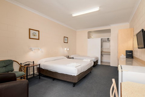 Blue Seas Motel - Accommodation Perth 1