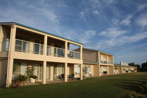 Lakeview Motel And Apartments - Accommodation Perth 2