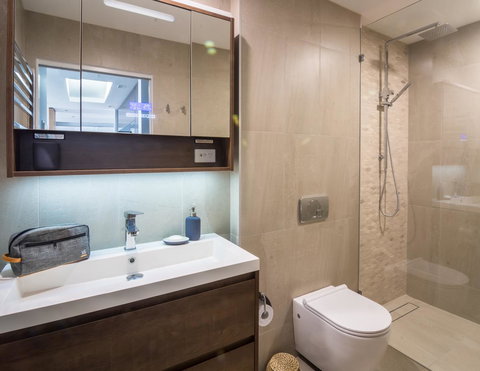 Penthouse On The Promenade - Accommodation Perth 11