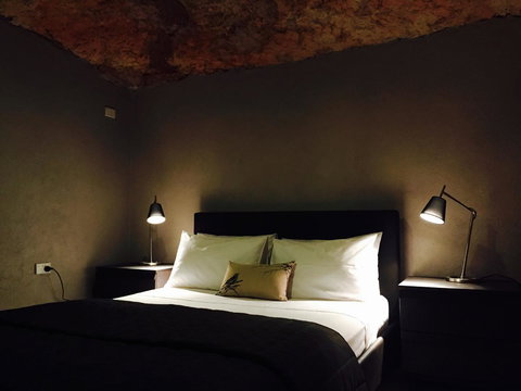 The Lookout Cave Underground Motel - Perth Resorts 40