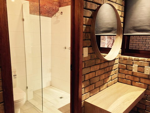 The Lookout Cave Underground Motel - Perth Resorts 32