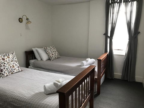 Caledonian Inn - Accommodation Perth 31