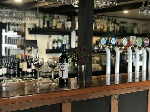 Caledonian Inn - Accommodation Perth 2