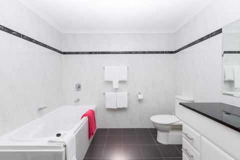 Ramada Resort By Wyndham Shoal Bay - Perth Resorts 33