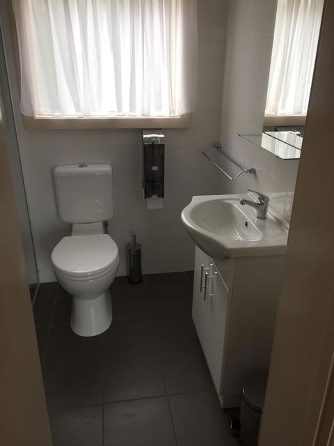 Blue Lake Motel - Accommodation Perth 18