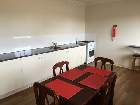 Blue Lake Motel - Accommodation Perth 25