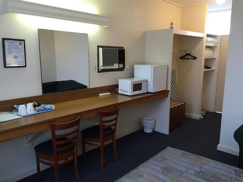 Blue Lake Motel - Accommodation Perth 3