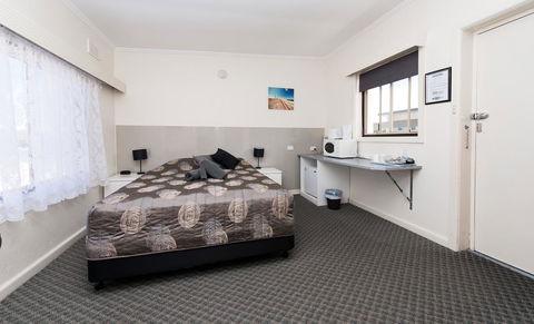 Blue Lake Motel - Accommodation Perth 4