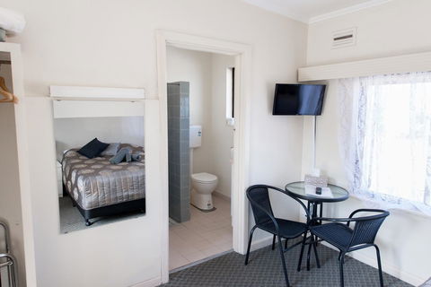 Blue Lake Motel - Accommodation Perth 6