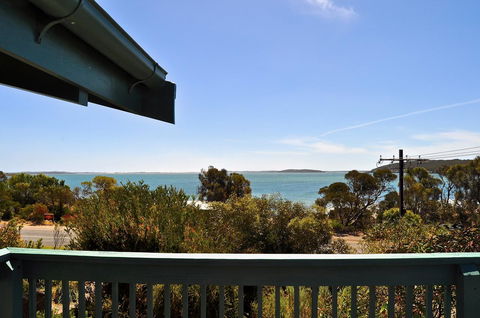 Dolphinview - Accommodation Perth 16