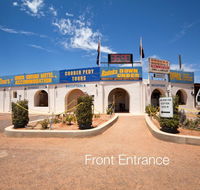 Radeka Downunder Underground Motel - Perth Resorts