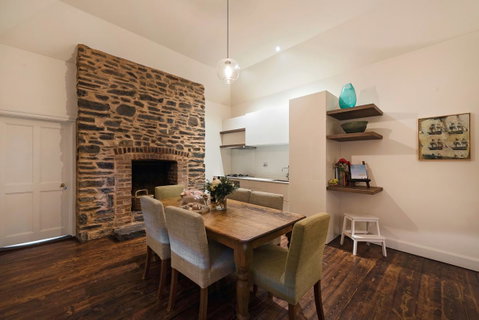 Jacobs Estate Cottage - Accommodation Perth 5