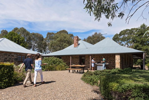 Jacobs Estate Cottage - Accommodation Perth 1