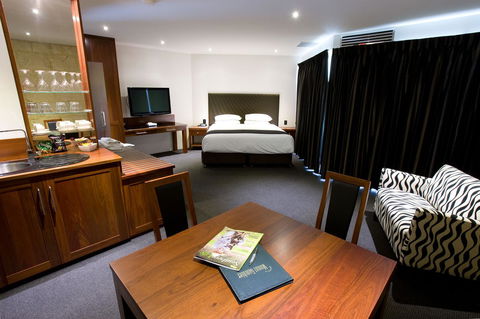 The Commodore - Perth Resorts 10