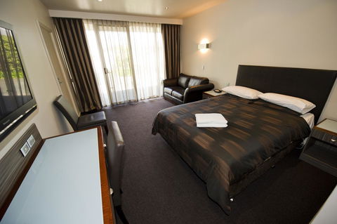 The Commodore - Perth Resorts 5