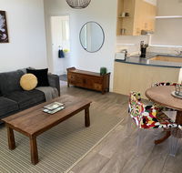 Sunshine Four - Accommodation Perth