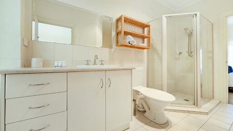 GOUGER 265 - Accommodation Perth 20